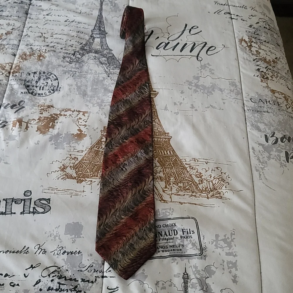Ties. - Picture 1 of 3
